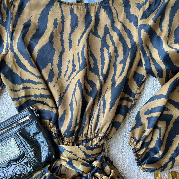 VICI COLLECTION Print Ballon Sleeve Tiered Dress - Picture 5 of 13